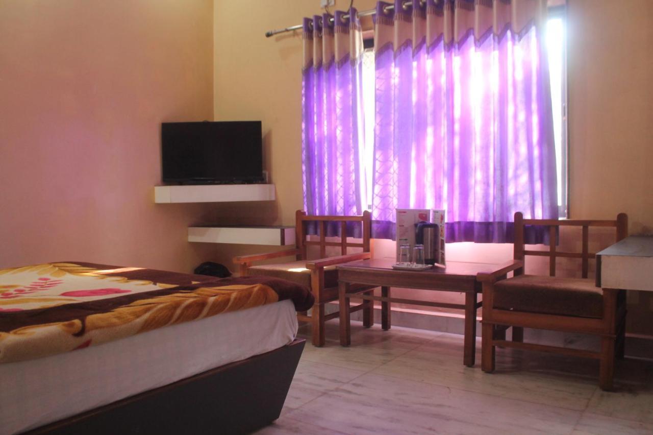 Cozy Room On Neelkanth Road Mount Abu Buitenkant foto